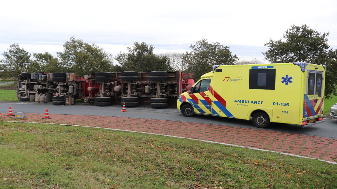Eenzijdig ongeval met vrachtwagen bij Scheemda