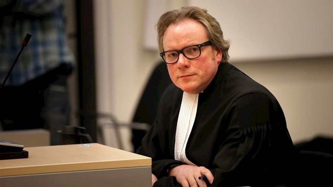 Jan Vlug, advocaat van een van de van corruptie verdachte cardiologen van Isala.