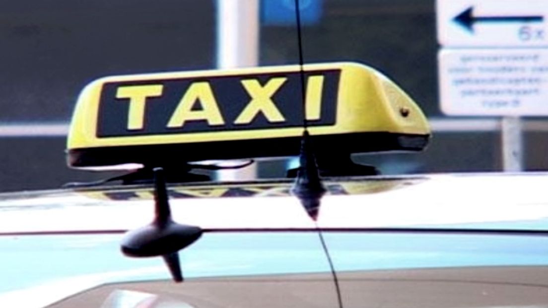 Taxiondernemers maken zich zorgen over een speciaal vignet (Rechten: archief RTV Drenthe)