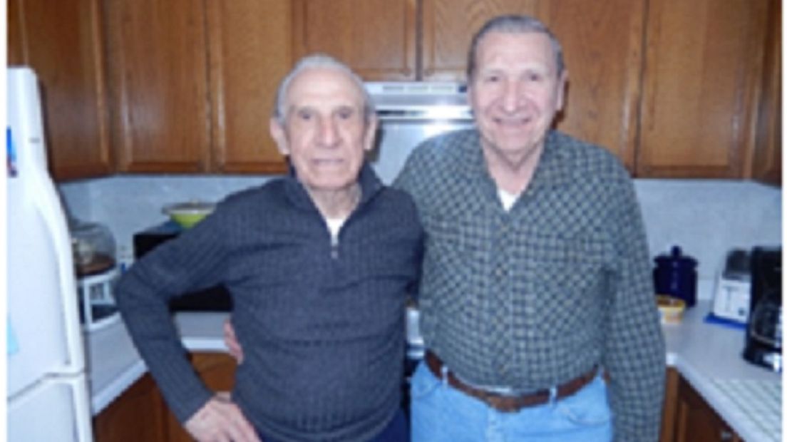George (89, links) en Walter (79)