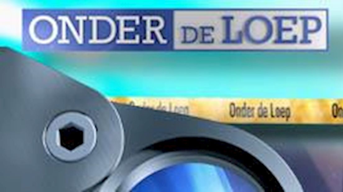 Mannen beroven vrouw in Enschede