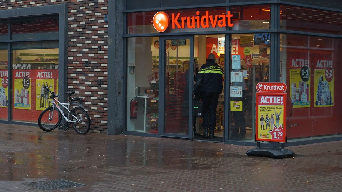 Overval op winkel Karel de Groteplein in Deventer