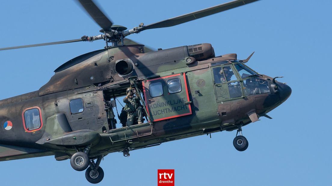 De demonstratie met de helikopters was de absolute publiekstrekker (Rechten: Kim Stellingwerf Fotografie)