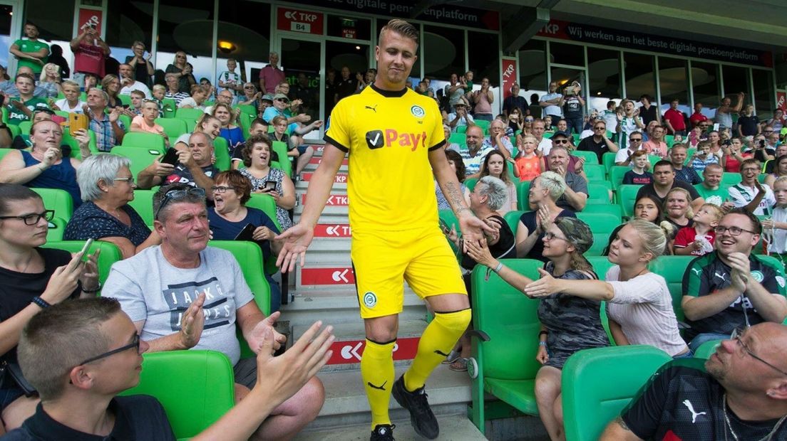 Voormalig FC Groningen-doelman Sergio Padt wordt tijdens de open dag in 2018 onthaald inde Euroborg
