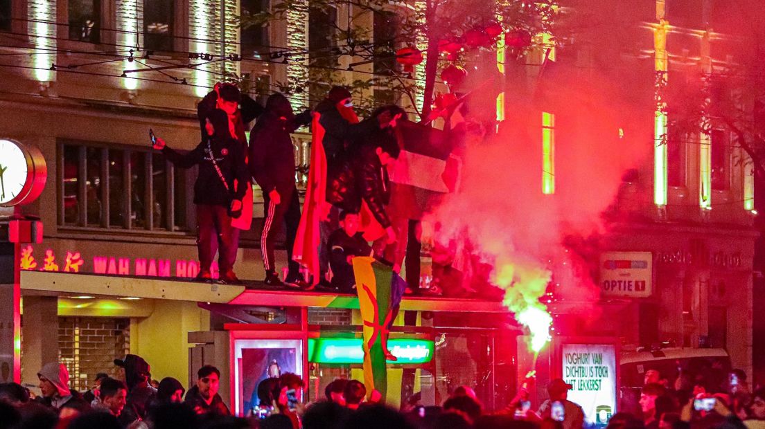 Police invite supporters of the Moroccan football team to leave the center of Rotterdam and go home: “The party is over”