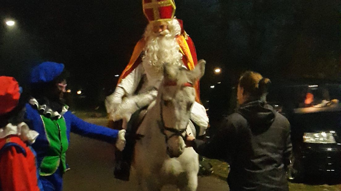 Sint komt aan in Odoorn (Rechten: Riena Beuving)