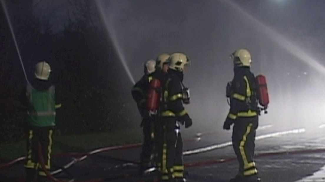 Grote brand in centrum Vollenhove RTV Oost