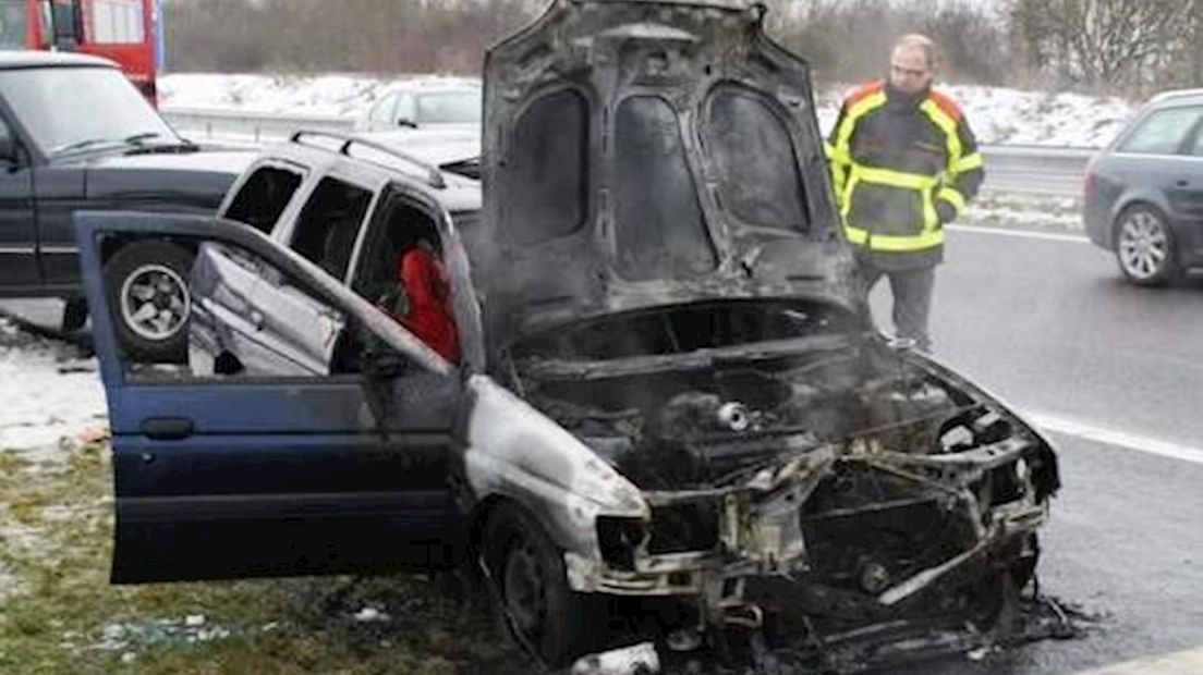 Autobrand op A32 bij Steenwijk