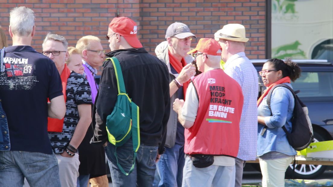 In het streekvervoer vinden al geruime tijd estafette-acties plaats om een betere cao af te dwingen.