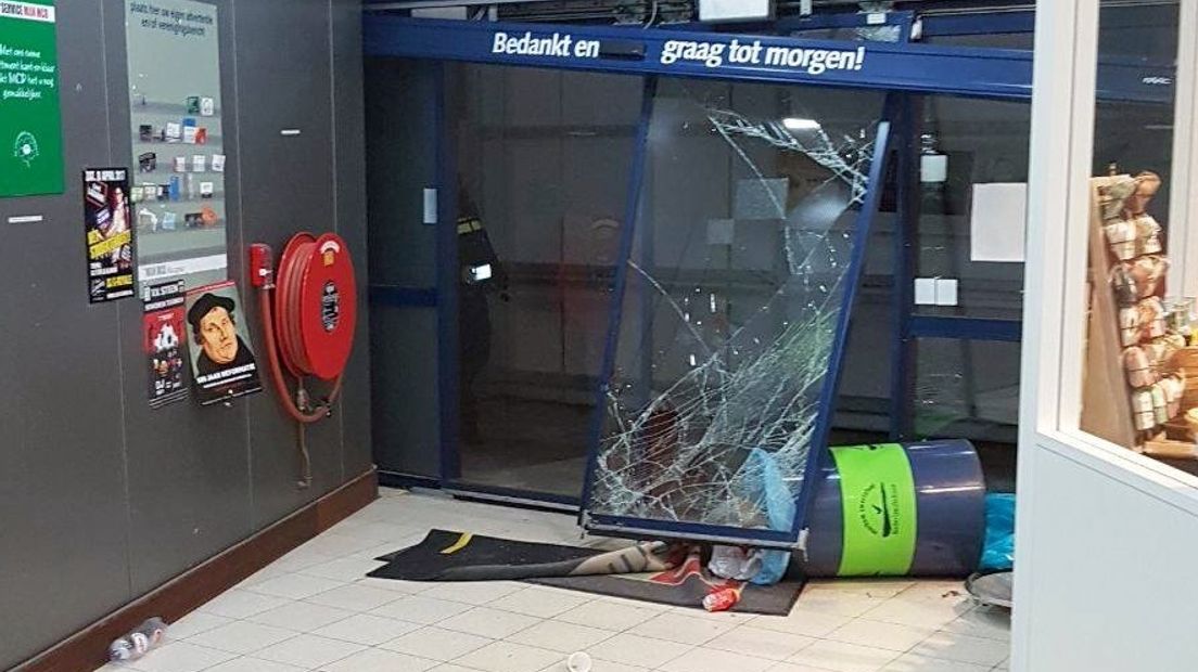 Schade bij inbraak in supermarkt Kapellebrug