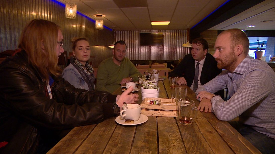 'Veel werkloze jongeren kunnen gewoon aan de slag' (video)