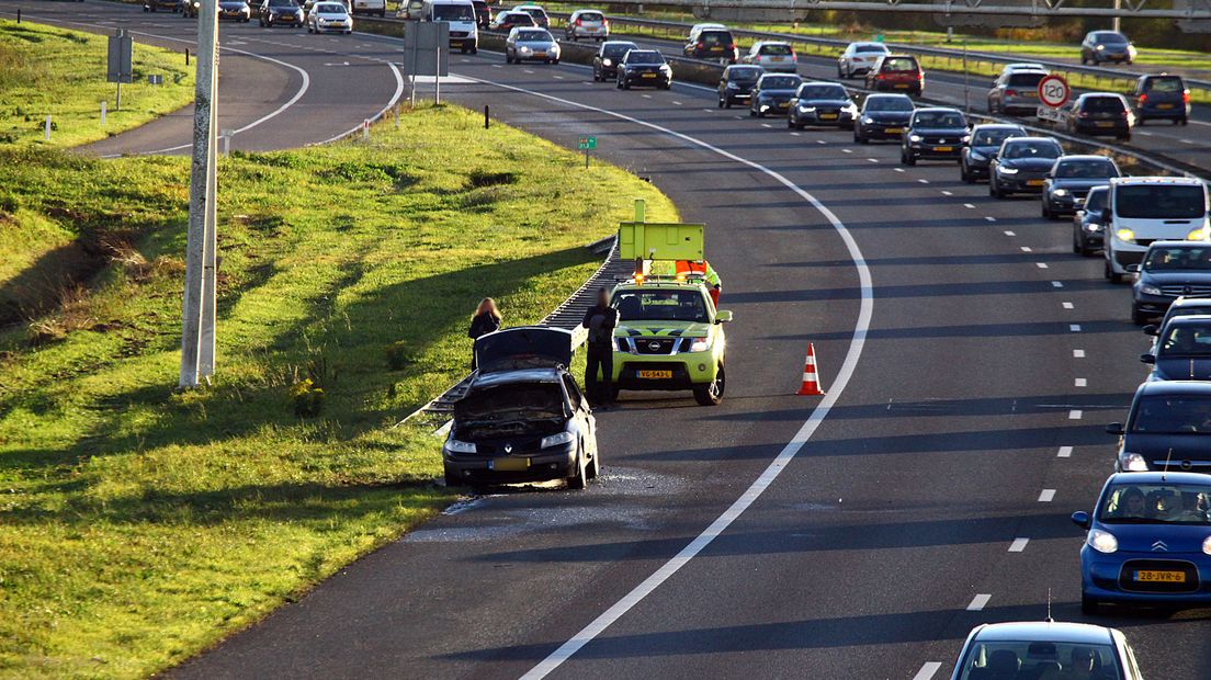 Nadat de brand was uitgebroken ontstond een lange file bij Amersfoort.