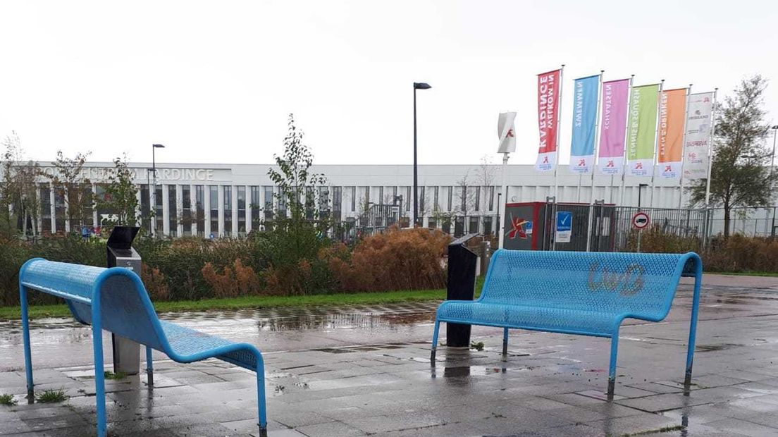 Bij de bankjes voor Kardinge is de jongen aangevallen
