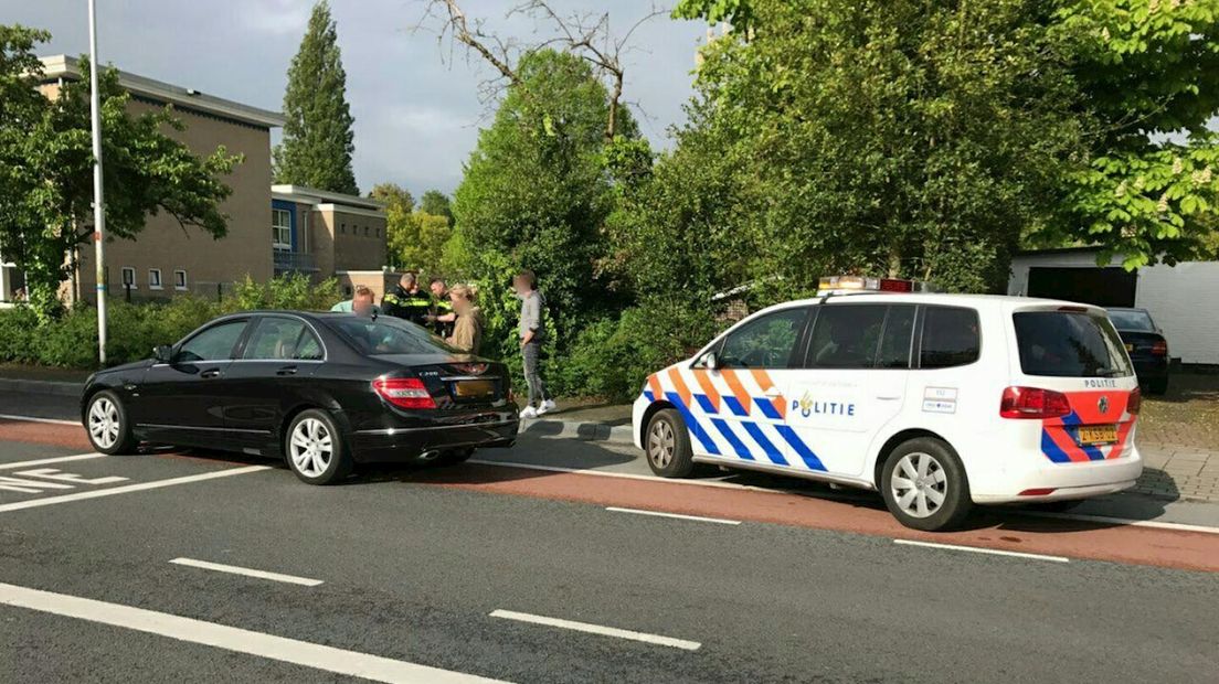 Botsing tussen fietser en auto in Almelo