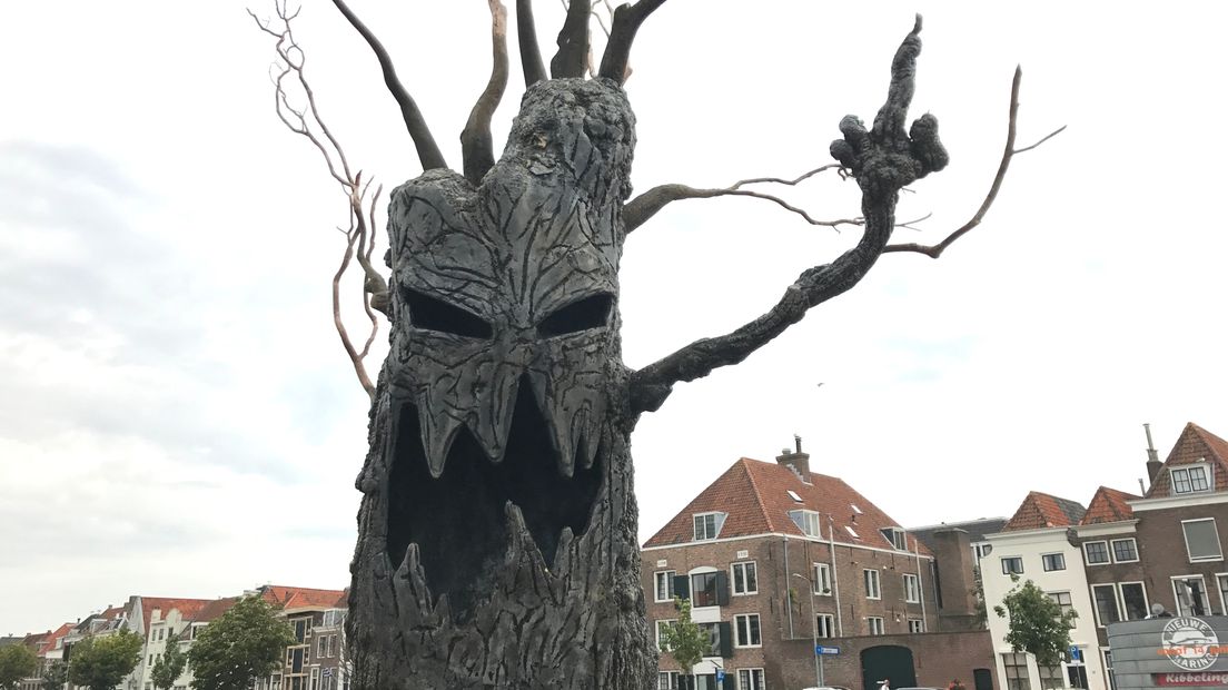 De boom van Anne de Vries maakt heel wat los