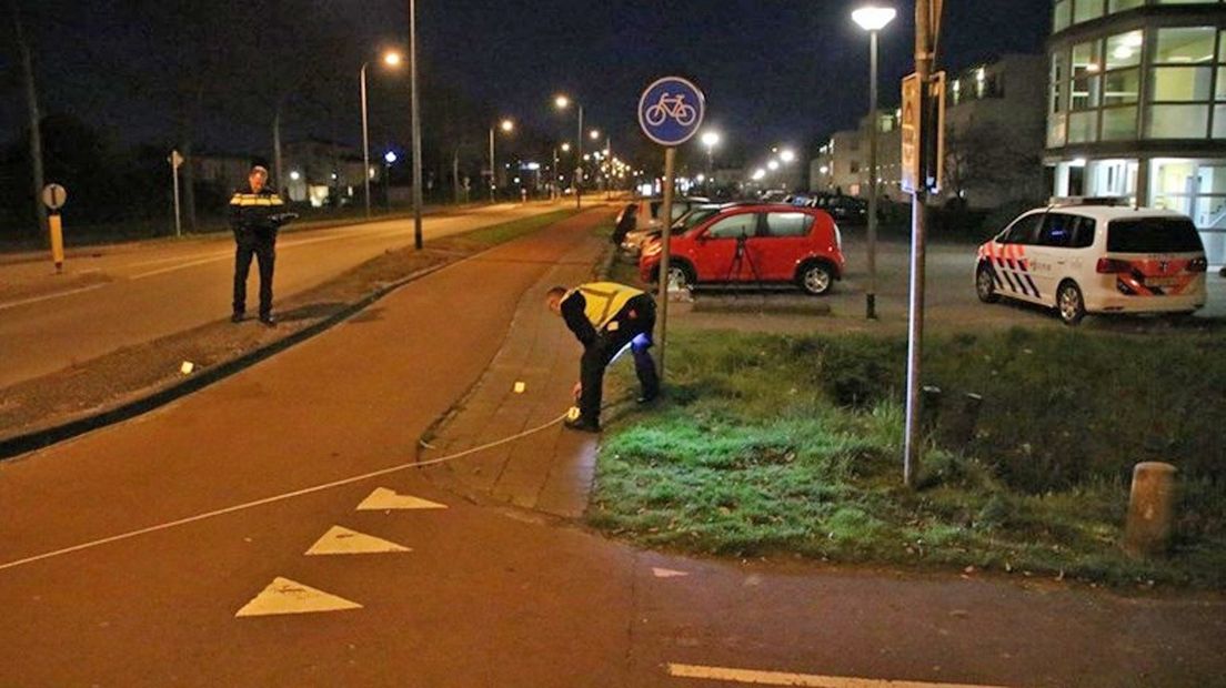 Onderzoek op de plaats waar de schoten gelost zijn