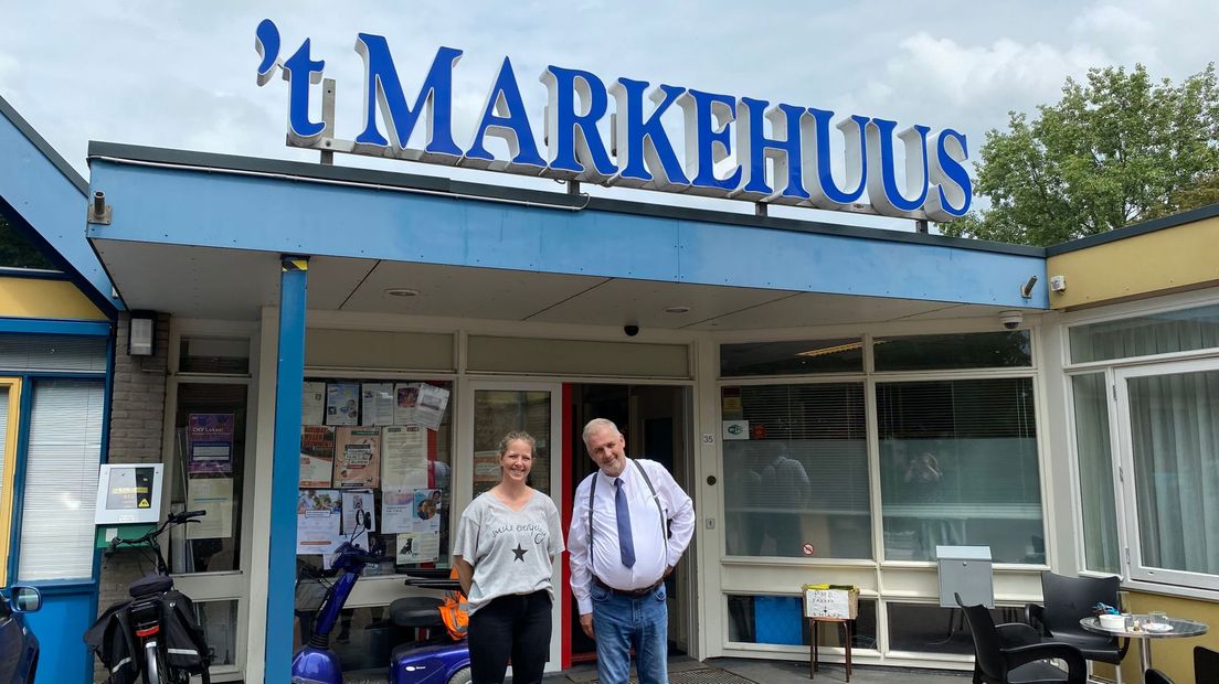 Manager Arie Kant van 't Markehuus schrok zich rot na het zien van het aantal bruiloftsgasten