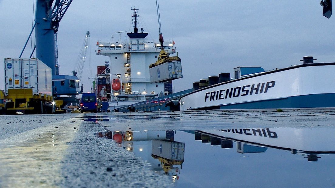 Binnenvaartschip barge Kloosterboer kade