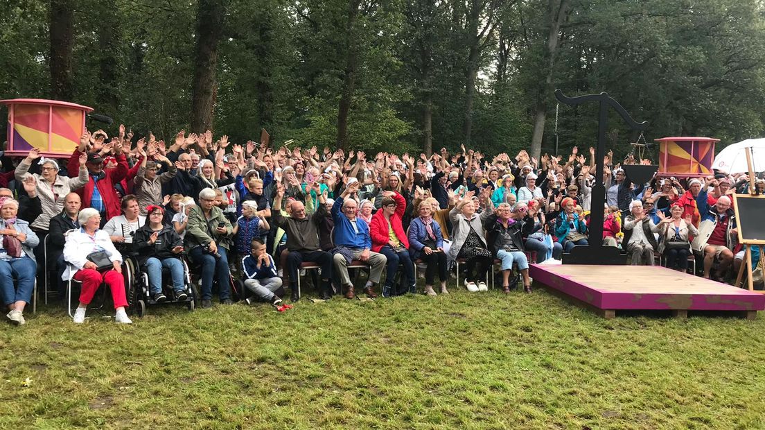 We zijn vandaag in het Woold, heel dicht aan de Duitse grens. De teller voor het team is geëindigd op 514 punten en 850 euro en dat is goed voor een prachtige derde plaats.