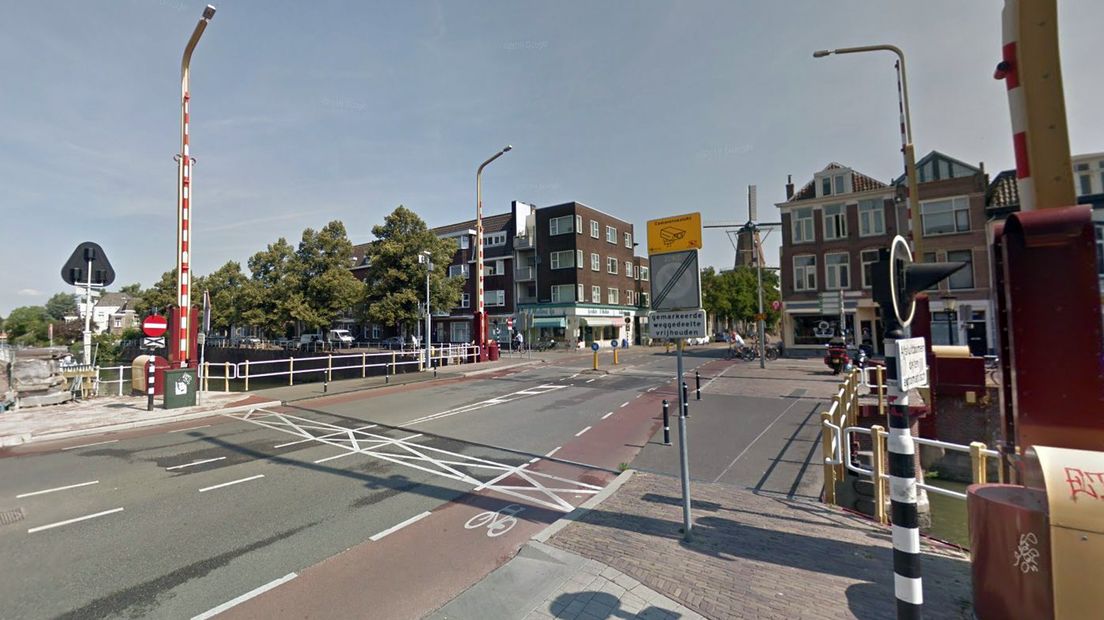 De Stenen Brug op archiefbeeld.