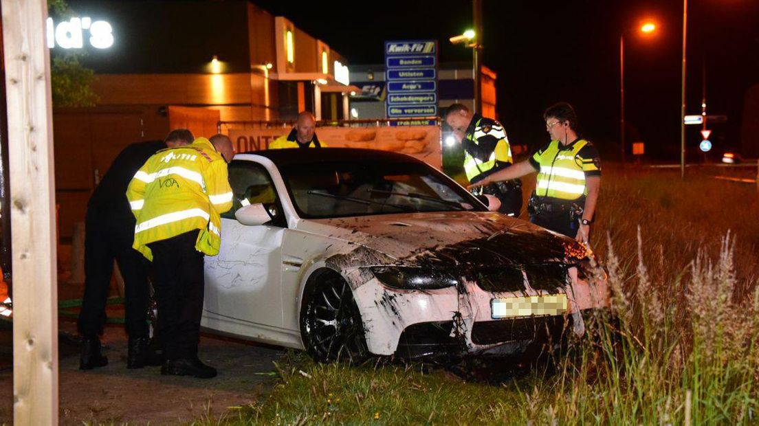 De BMW waarmee de Arnhemmer crashte