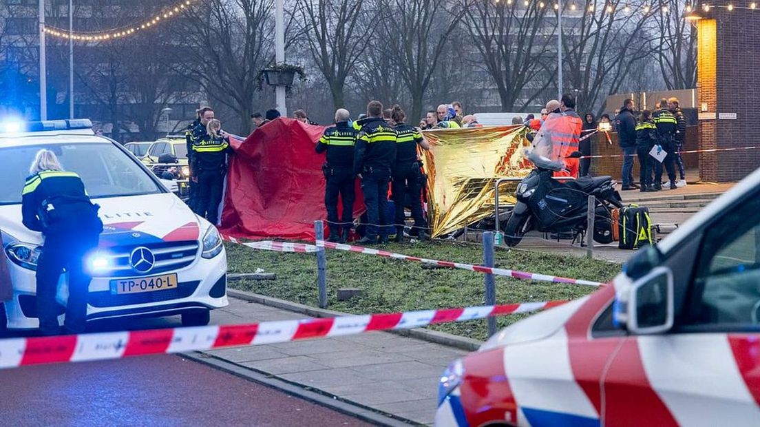 Het slachtoffer werd op straat neergestoken