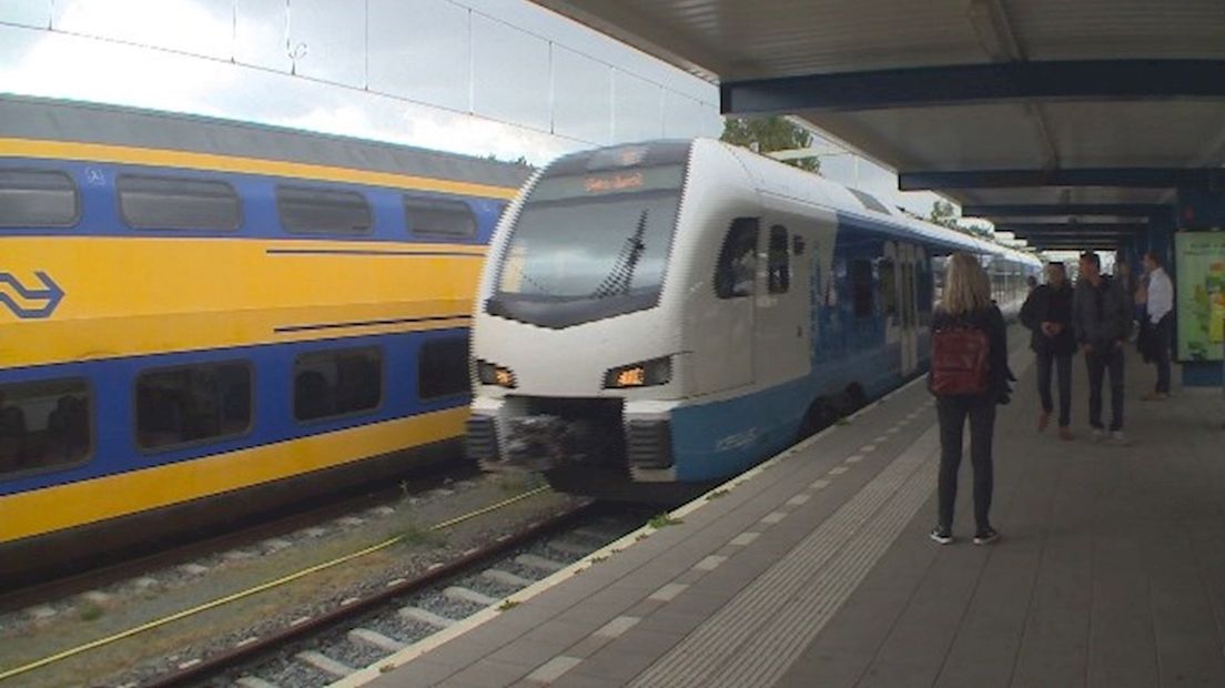 Een Kwartier Tijdswinst: De Intercity Tussen Zwolle En Enschede Rijdt ...