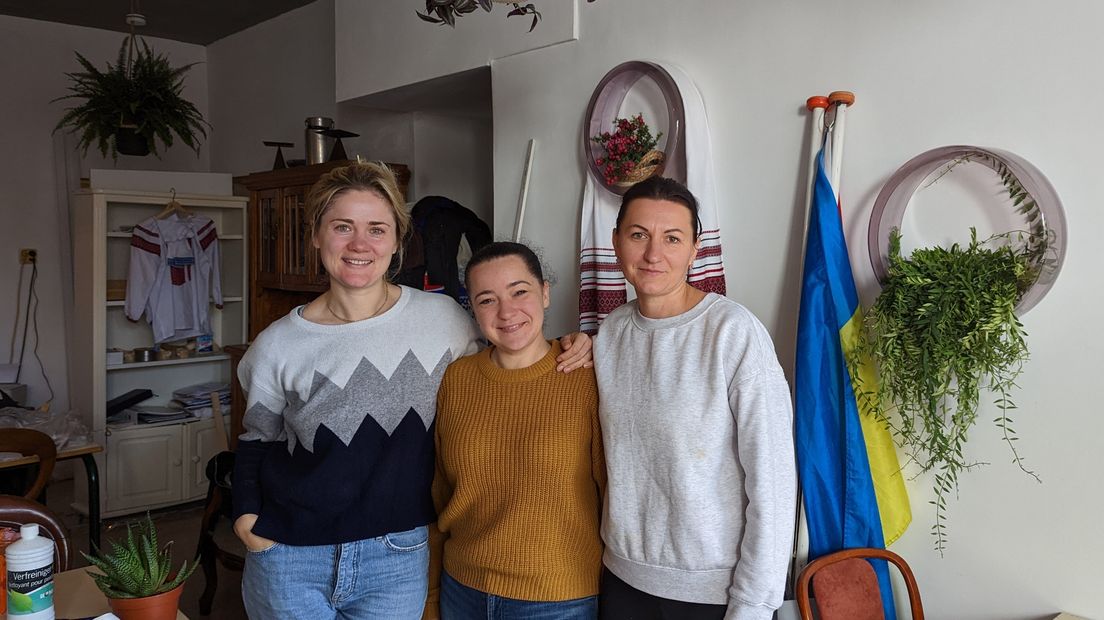 De vriendinnen Valentyna Skochdopol, Kateryna Viunchuck en Iryna Benkovska