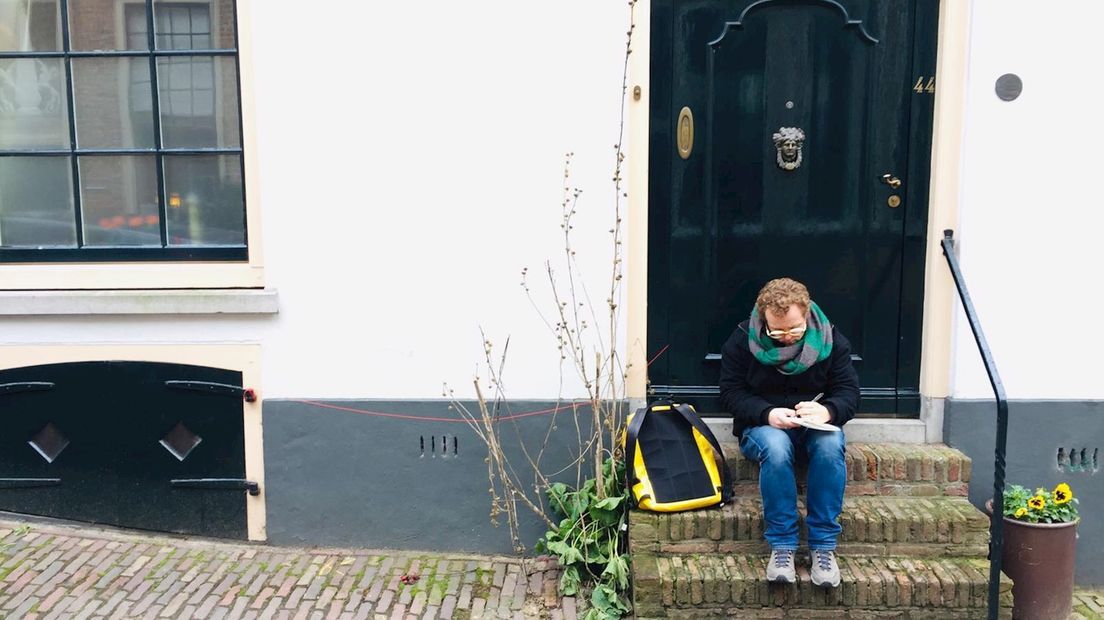 Eerst liedjes schrijven voor zijn band, nu stadsdichter voor Deventer