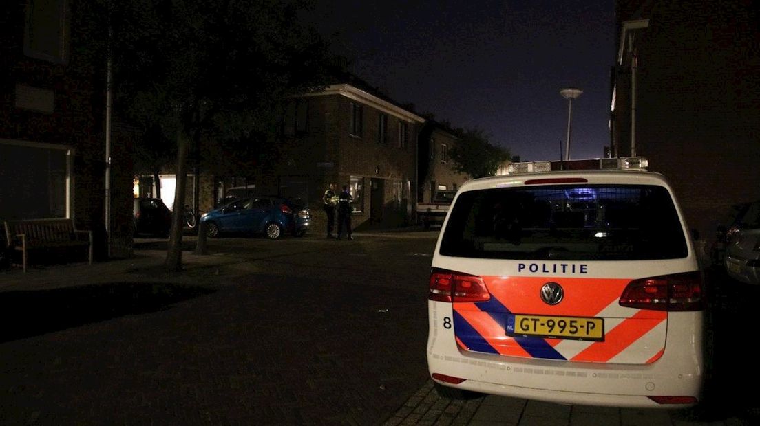Gewonde man op straat in Zwolle mogelijk slachtoffer steekpartij