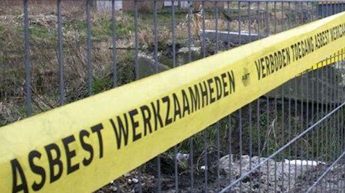 Asbest kwam vrij bij sloop van dak
