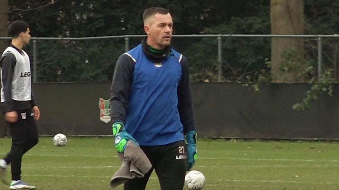 Danny Vukovic na de training