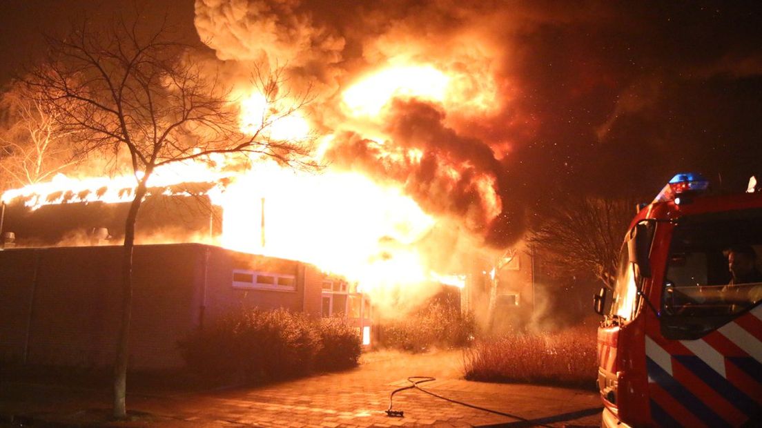Gymnastieklokaal aan de P. van Vlietlaan in Rijswijk is verwoest door de brand.