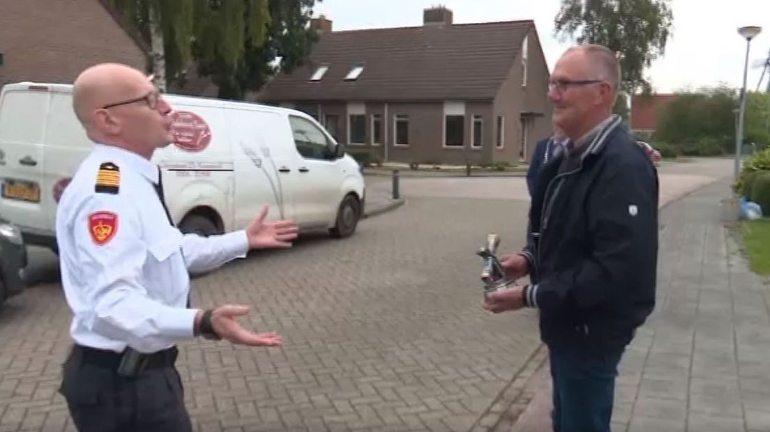 Veertig jaar brandweerman in Oldehove: 'Zolang ik fit ben ga ik door' - RTV Noord