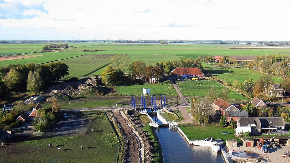 Het begin van de graafwerkzaamheden bij de vaargeul
