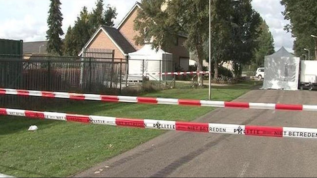 Onderzoek in huis vermoord echtpaar Vis in Vollenhove