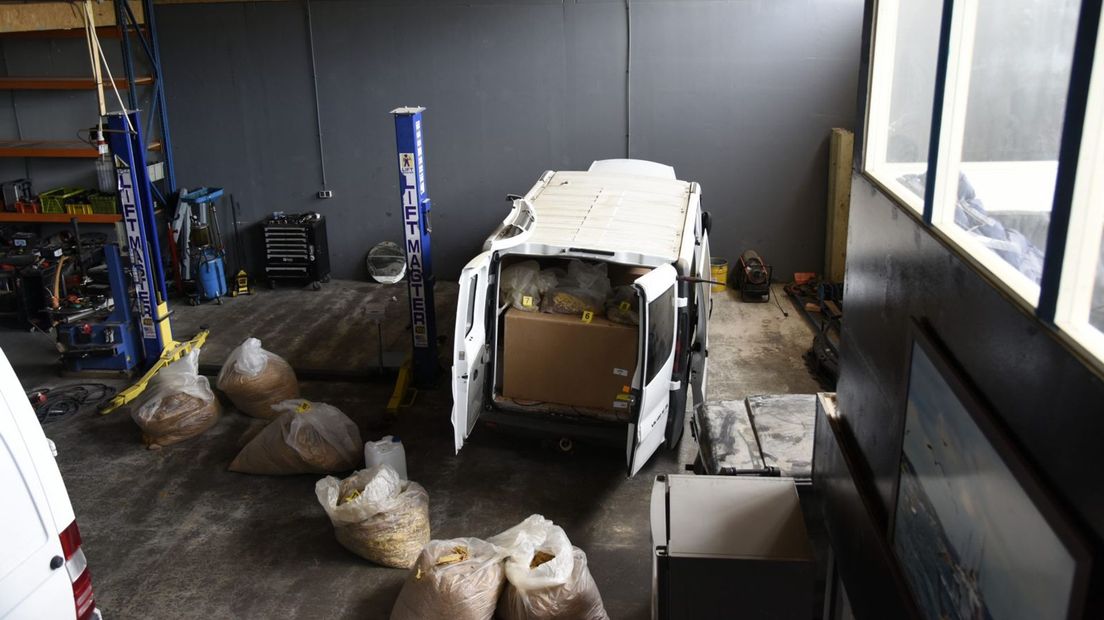 ‘Doordringende geur’ verraadt criminele organisatie in Deventer