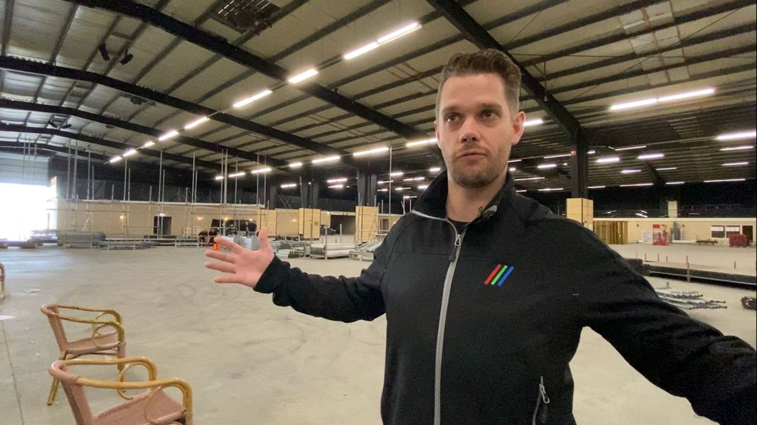 Ruben uit Schoonebeek bouwt megascherm voor spektakelstuk Noord - RTV Drenthe
