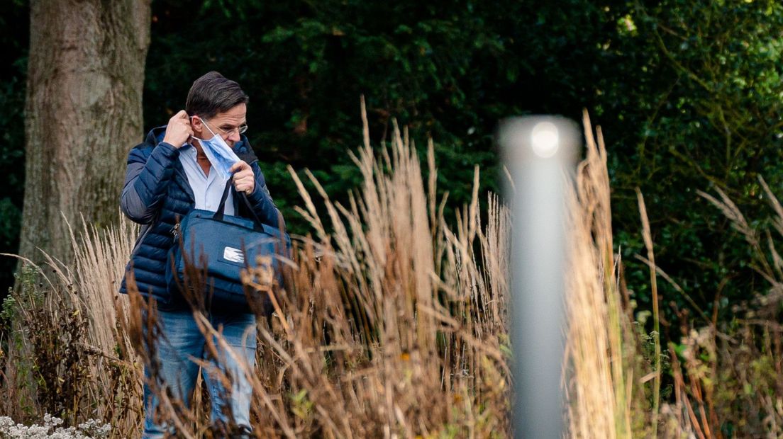 Mark Rutte komt donderdag aan bij het Catshuis voor beraad over maatregelen