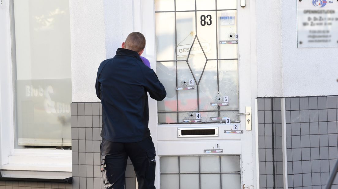 Het pand werd in de nacht van 29 mei beschoten