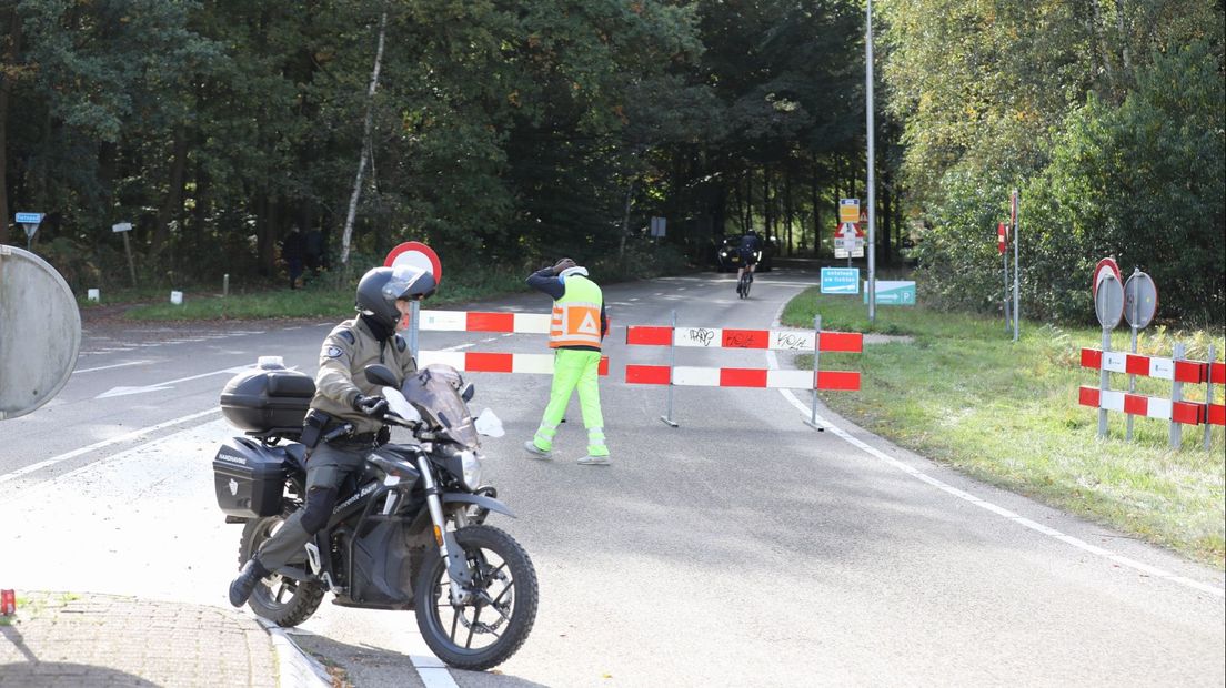 Lage Vuursche weer open na sluiting door drukte - RTV Utrecht