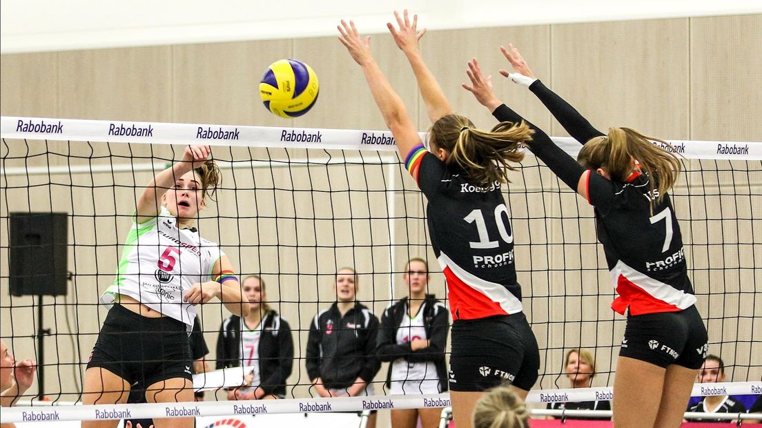 Volleybalsters Eurosped verslaan Apollo 8