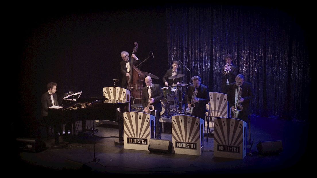 The Crooners Night Club