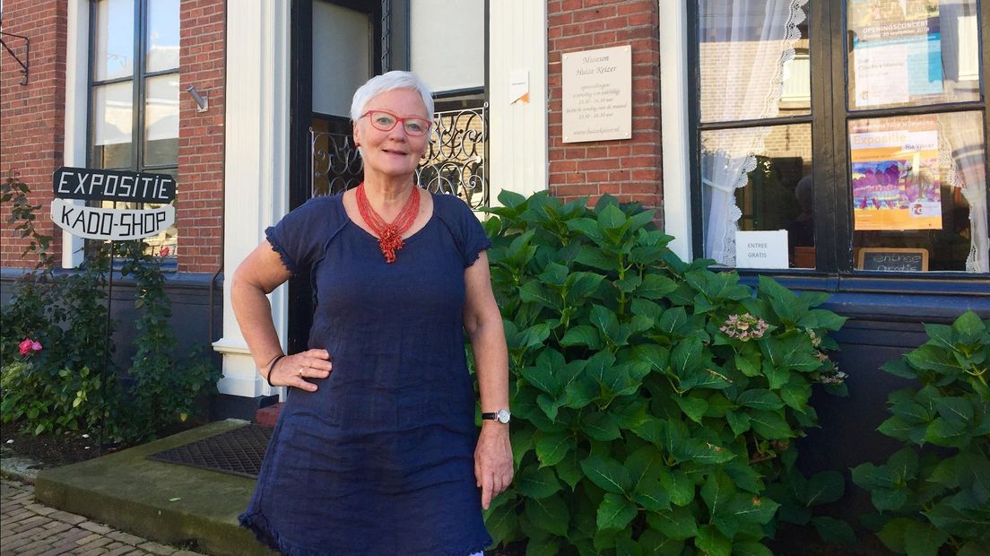 Expeditie Oost: In de herfst van het leven je eigen expositie hebben, het overkomt Ria Visser - RTV 