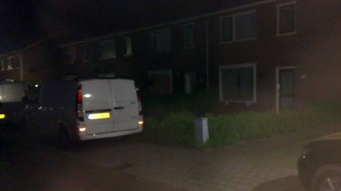 De man die woensdagavond in een woning aan de Beerninkstraat in Nijkerk is gevonden, is een natuurlijke dood gestorven. Dat bevestigt de politie.
