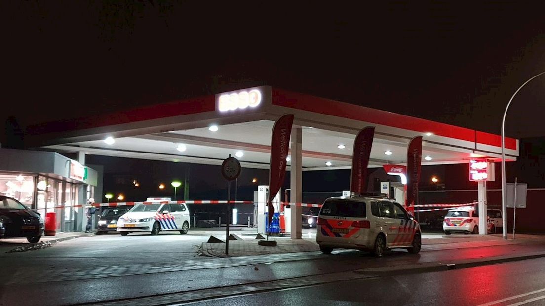 Overval op tankstation in Hengelo: dader op de vlucht geslagen