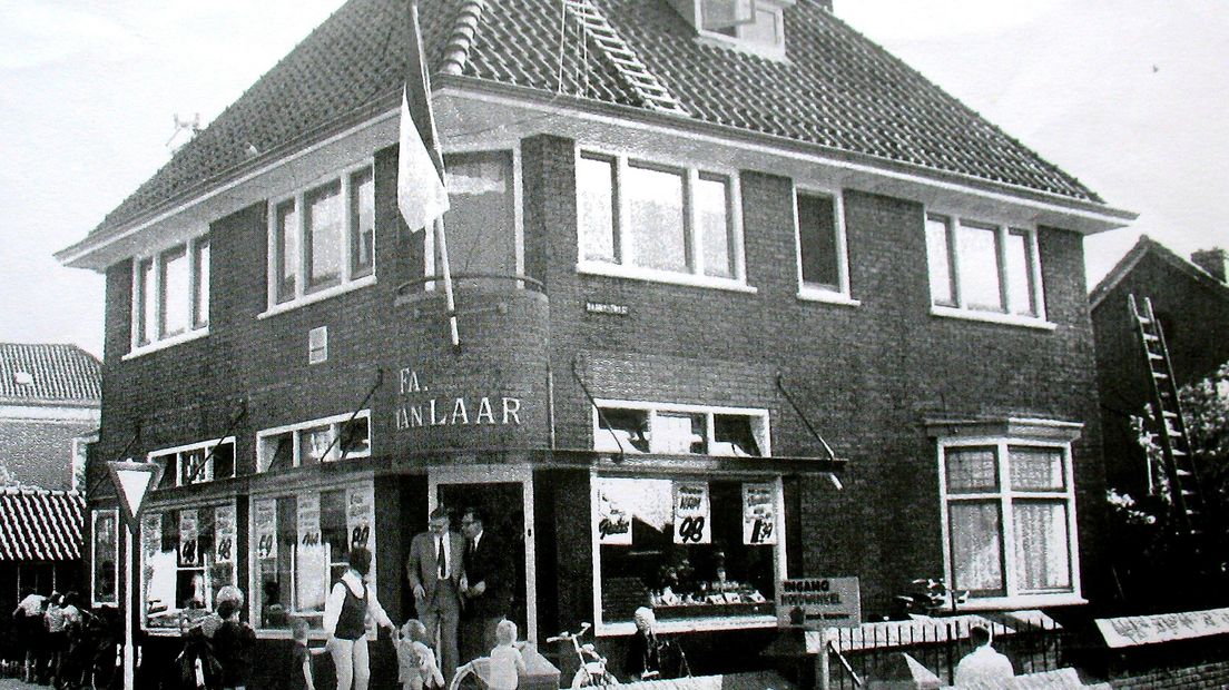 De winkel van Van Laar in De Hoven (foto Gerrie Meijboom)