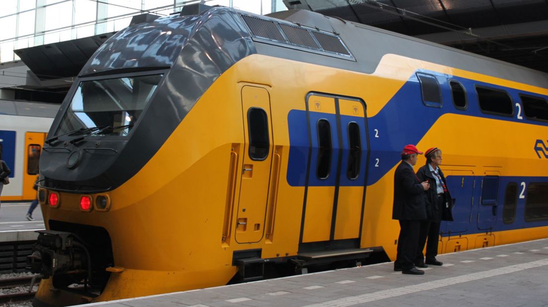Trein, intercity, Den Haag CS, OV, Openbaar Vervoer