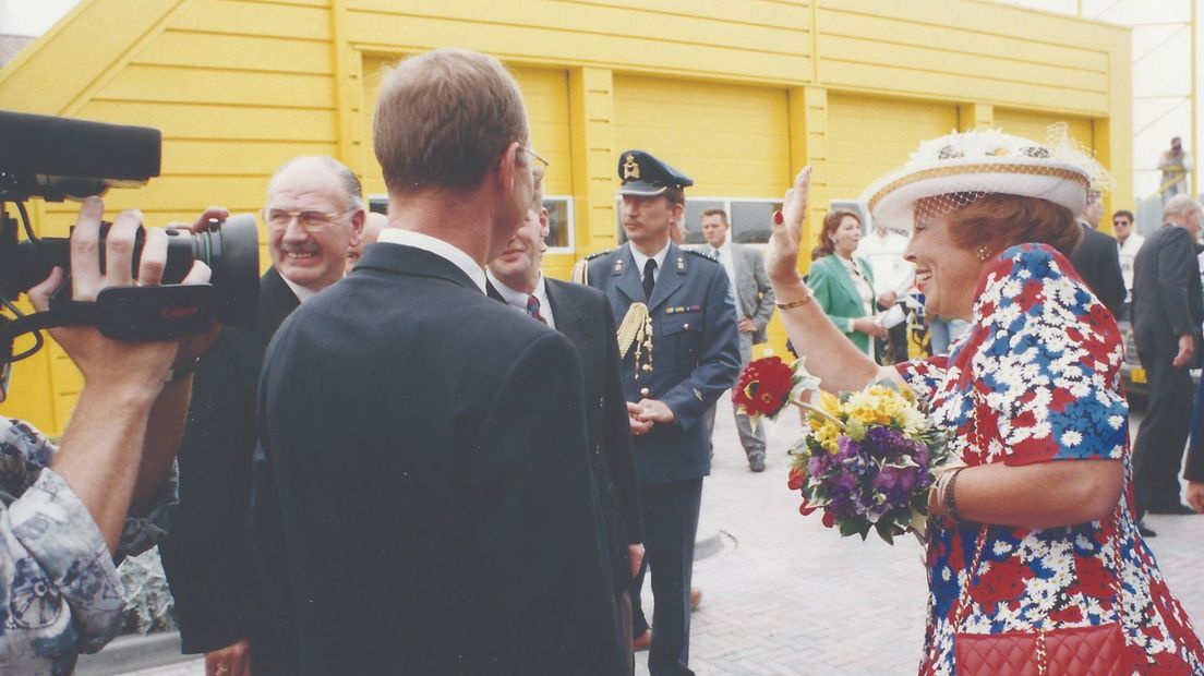 Koningin Beatrix op werkbezoek bij RTV Oost in Hengelo