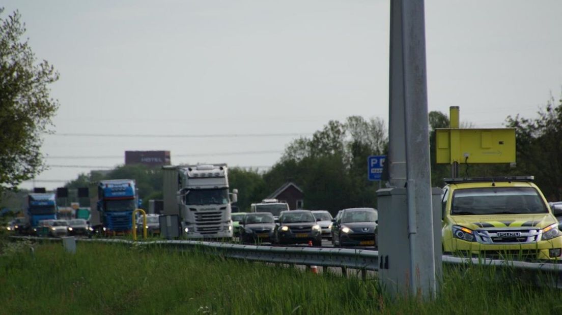 File door kop-staartbotsing op de A28